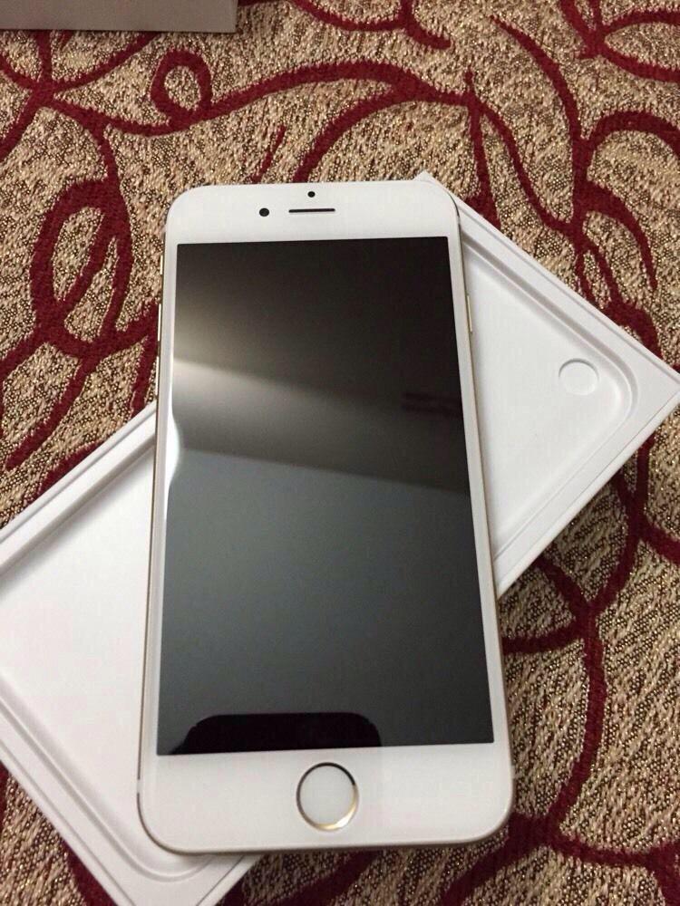 Thebeltguy's tweet photo. gold iPhone 6 On Sale! hmu http://t.co/PAVxx0gCXt