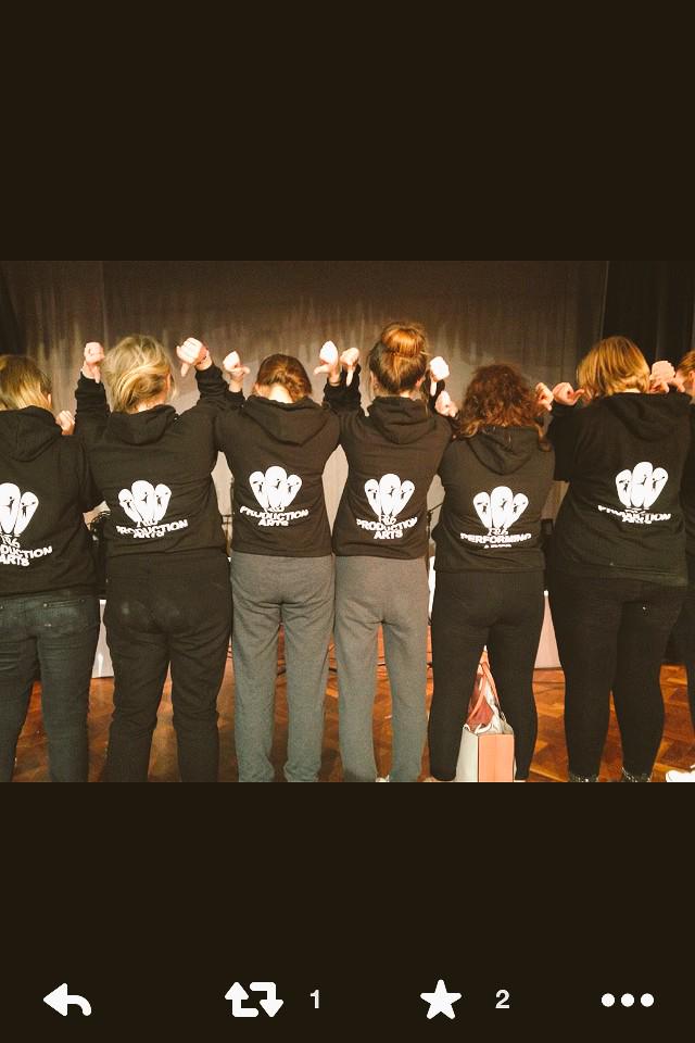 AliceBriony's tweet photo. My Team 👏👏 we stick together http://t.co/LEKquTT5SX