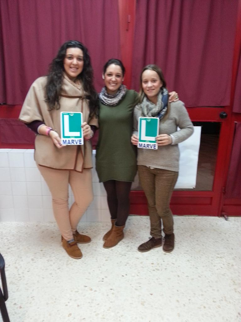 dianitarapun's tweet photo. Da gusto tener alumnas así. Gracias a @EstherMariaLeon y @vazquezMRocio  por confiar en nosotros ! Un besito ! http://t.co/BXwJY8ht5I