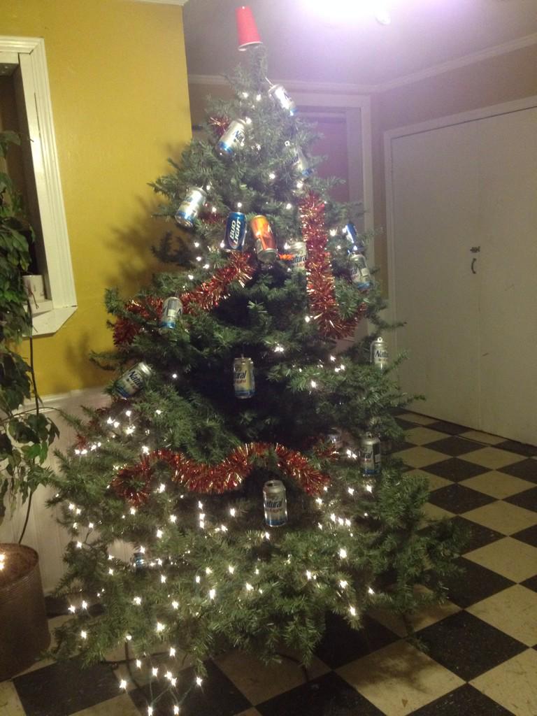hey_word's tweet photo. Merry fratmas http://t.co/zKwCaNOHxQ