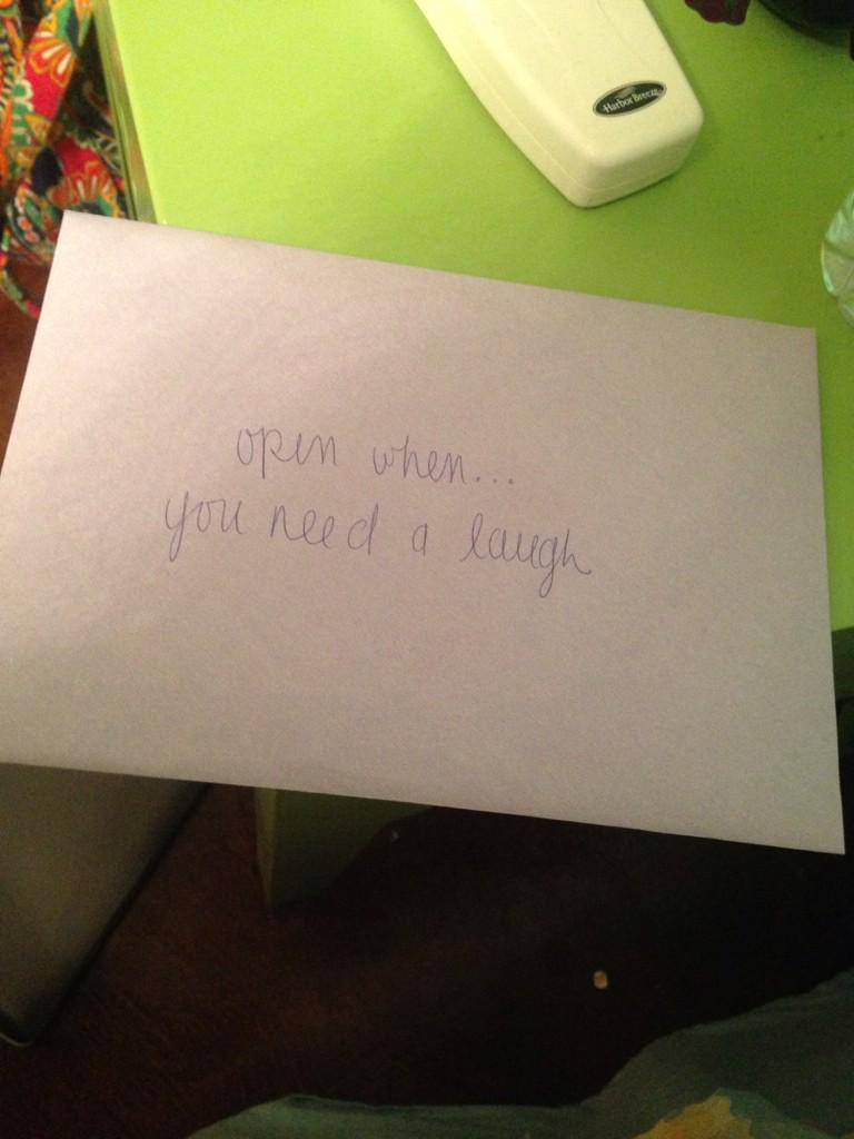 gab_ponthieux's tweet image. even 600+ miles away, little knows how to make me laugh 😂 #jana #daughtry #cantfloat