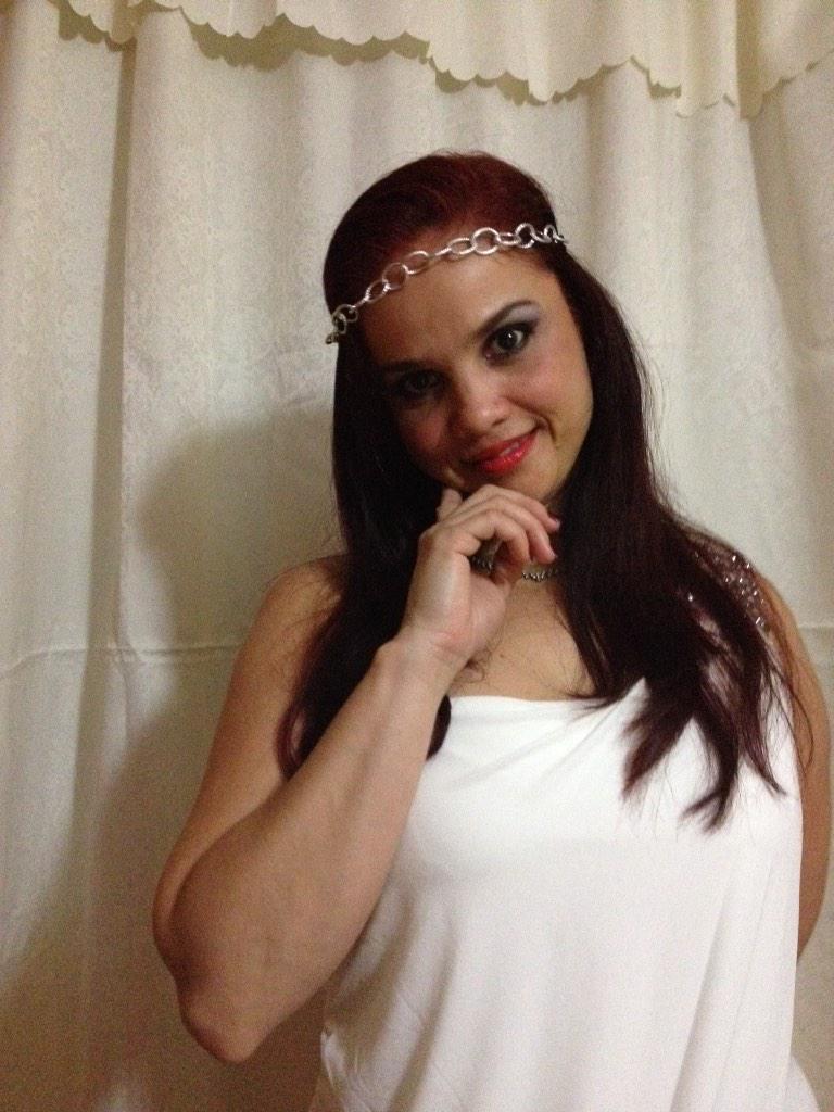 aidaornano's tweet photo. Rumbo a ihdwhiteparty 😉 http://t.co/vzjvrM6m6Z