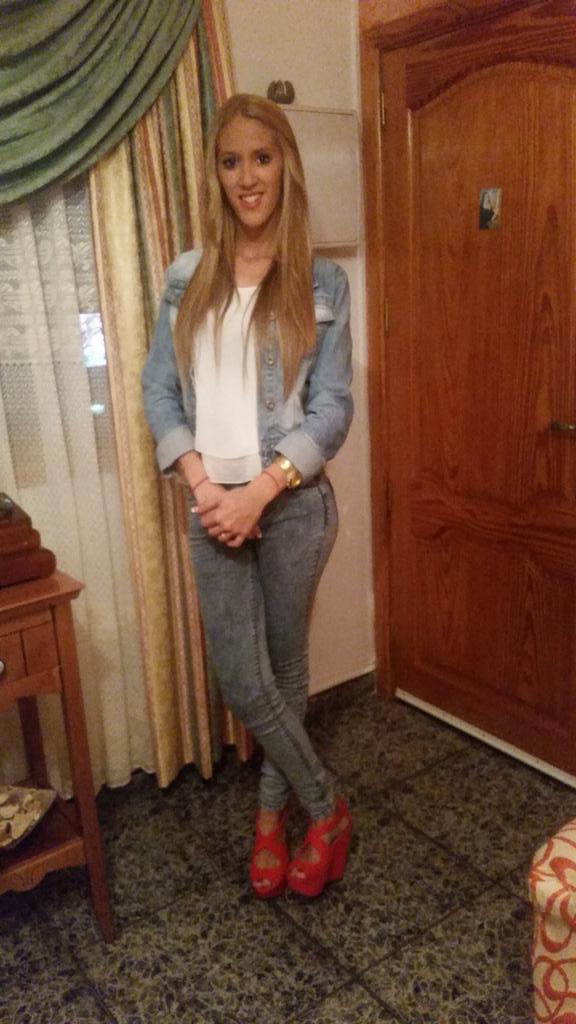 Yeni157's tweet photo. De cenita🍻🍸 http://t.co/6VuTkCOd5z