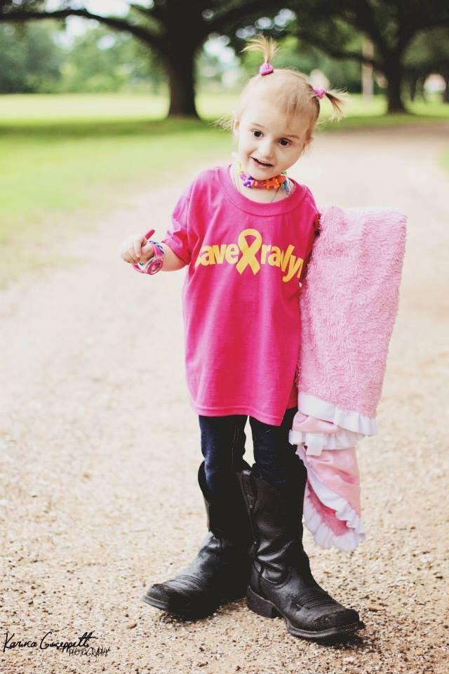 SarahisaG's tweet photo. Raelyn got her angel wings today&is now pain free. There's no sweeter love than what she could give. #saveraelyn http://t.co/OnYMRT0xGZ