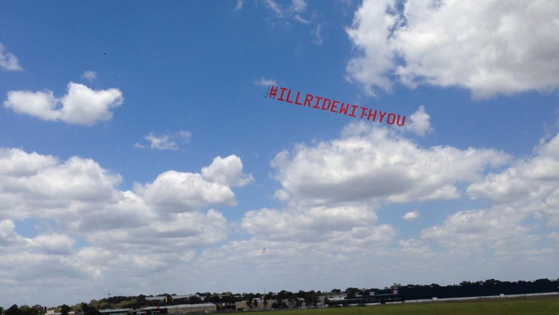Flybyads tweet media
