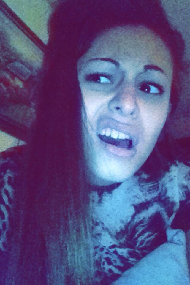 Laurennlaymann's tweet photo. When you find out Santas not real and your parents throw the cookie and carrots out http://t.co/wFFzE8QOem