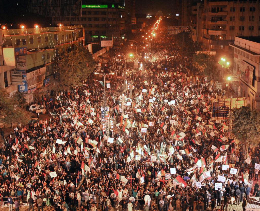 kassamally's tweet photo. #Karachi 
#Protest 
#PeshawarAttack 
#UnitedAgainstTaliban http://t.co/F9Llxqn6wo