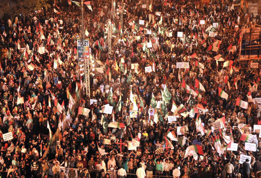 kassamally's tweet photo. #Karachi 
#Protest 
#PeshawarAttack 
#UnitedAgainstTaliban http://t.co/F9Llxqn6wo