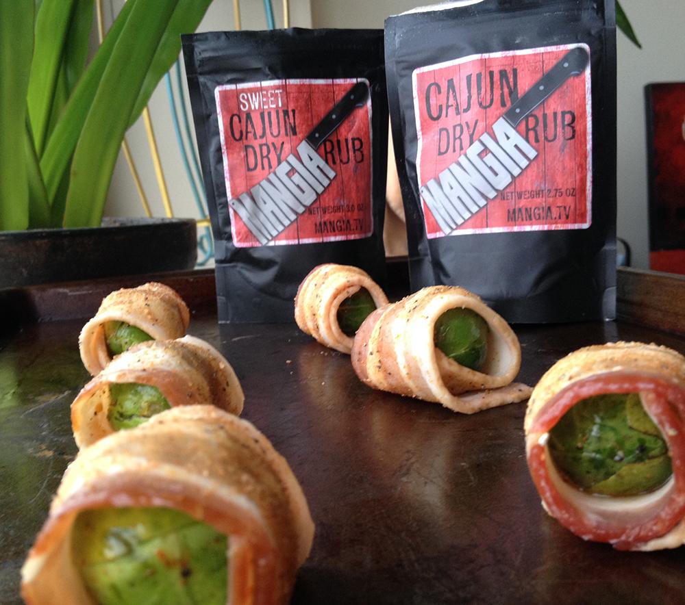 MangiaTV's tweet photo. Don't like something? Wrap it in bacon. Love something? Wrap it in bacon. http://t.co/nr7cQeWoyu #cookingtips http://t.co/RpvfHZxUdr