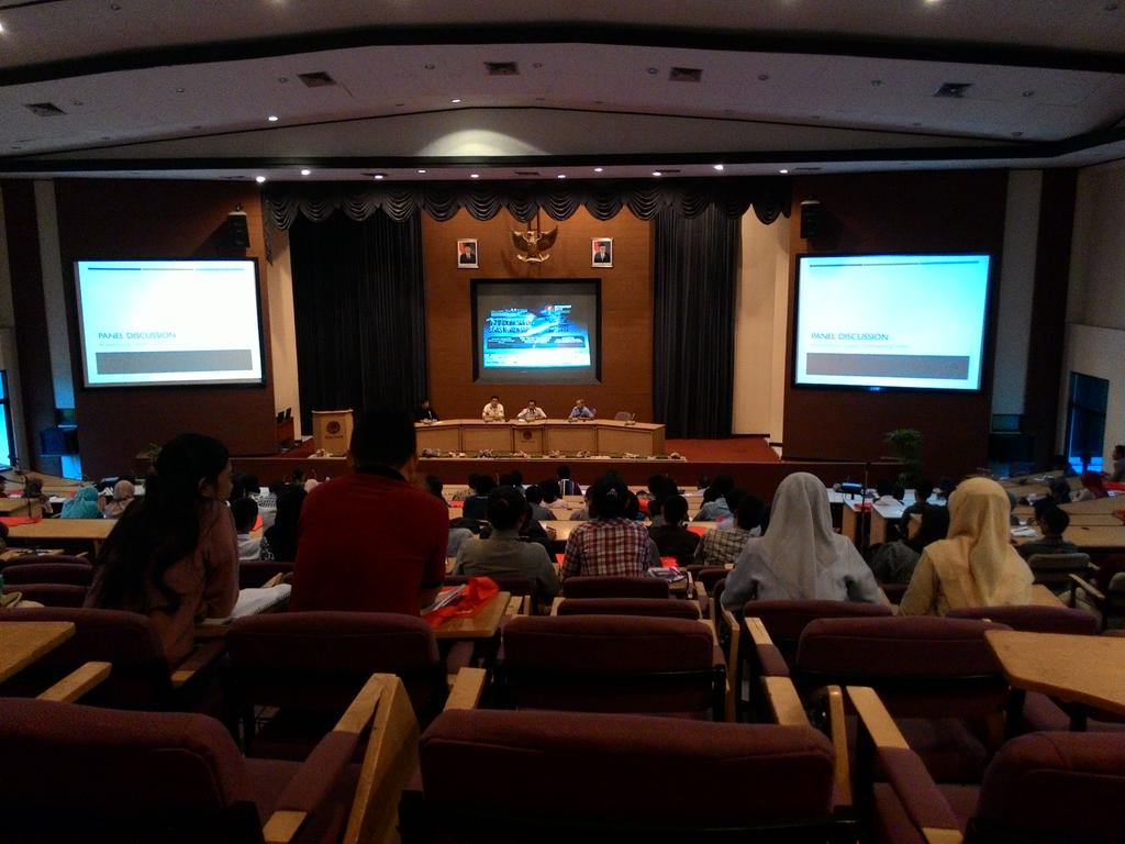 Now Panel Discussion Session! <a href="/ExxonMobil_ID/">ExxonMobil Indonesia</a>