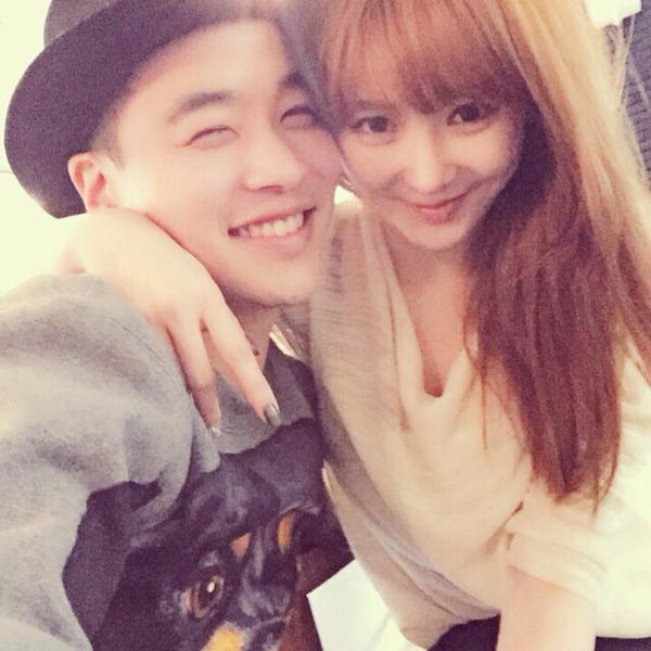 Cutie_Jinnie's tweet photo. 😍😍😘😘 http://t.co/qVfg6nzsWa