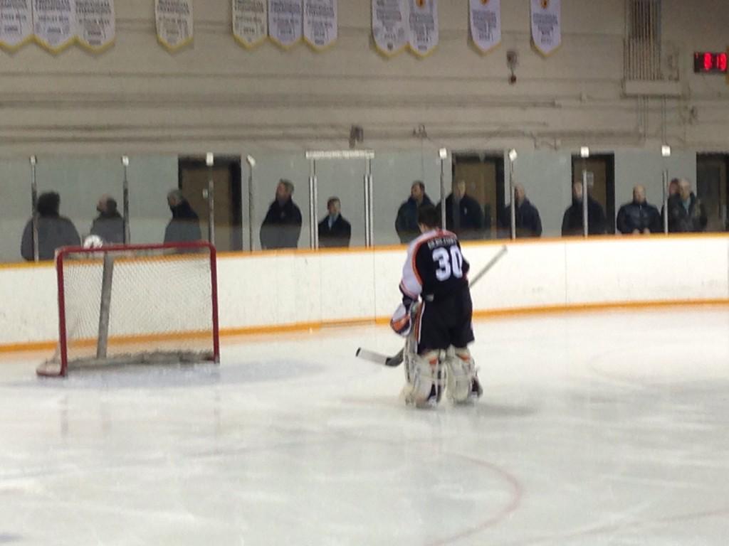 YktnAABanTDogs's tweet photo. Terriers win first of 3 on the road 5-0 over the Stallions.  In his first game back @dakotabere with the shut out. http://t.co/0IiKFd2Lh7