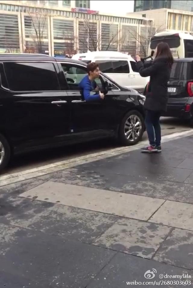 StringHenryINA's tweet image. "@String_INA: #Henry during fliming new drama ..
cr:Logo http://t.co/hbk5kytoSq"