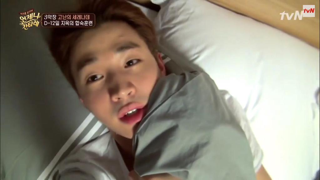 StringHenryINA's tweet image. "@String_INA: 141219 #AlwaysCantare #헨리 #henry  (#@HenryPrinceclub ) ... Cuteeee 😘😘😘 http://t.co/TrQ8L5QDgg"