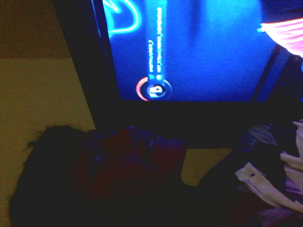 FaiqTarikh's tweet photo. #NETMILIUNER_1 @netmediatama Sarah Sechaann makin seruu eh .... sebelum sholaat selfi :-D clue: B http://t.co/X4FFnmLN4k