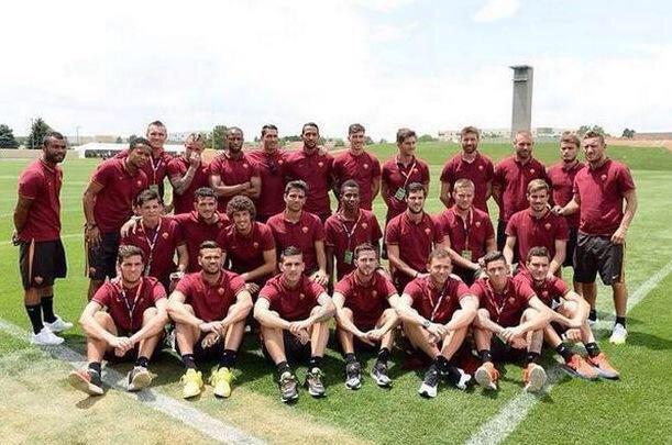 Happy birthday Ashley Cole from all your friends at Roma! 