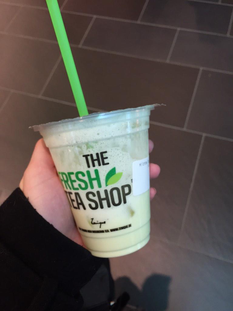 iiKellyK's tweet photo. Bestes Getränk ever. Bin schon süchtig.#thefteshteashop #cocomatcha http://t.co/pR0vxqmwqm