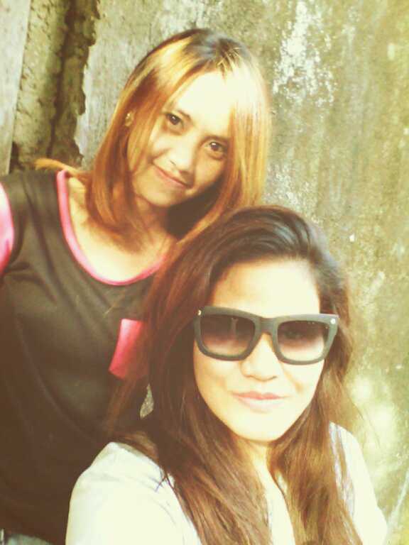 monikatiberio's tweet photo. And we meet again... hahah!! #dayout http://t.co/uy2xKCvXtx