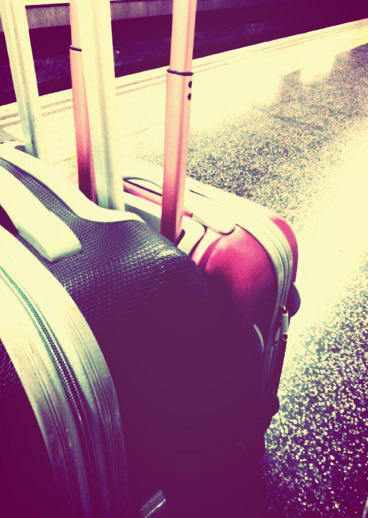 NataliaCamachoF's tweet photo. Venga q nos vamos  a casa por Navidad! Madrid vuelvo pronto!!! http://t.co/RhxpBqOuwv