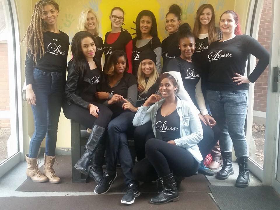 esacubanitaaa's tweet image. #LModelz giving back! #ModelSisters #MotherAgent