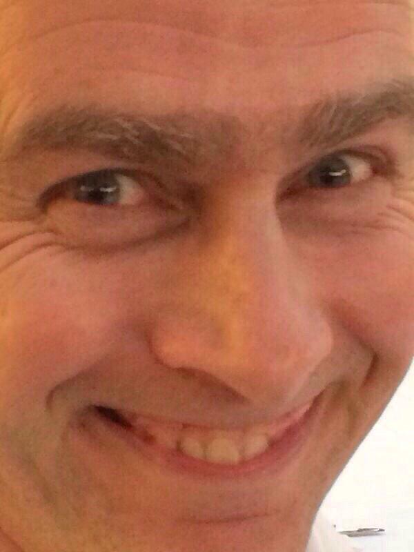 koentjeskihut's tweet photo. Mijn vader zijn pokerface RT als mijn pokerface beter is http://t.co/tgslP9apQy