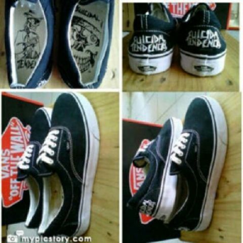 MbewHellgrind1's tweet photo. Vans suicidal tendencies #hammersonic2015 http://t.co/p7dT73p0D1