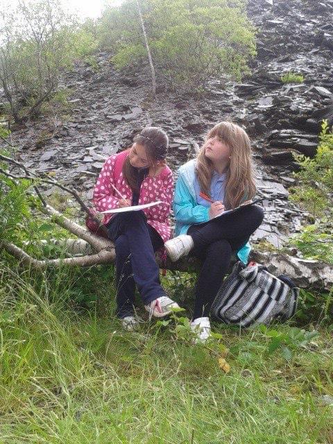 inktrails's tweet photo. Some cool pics from our walk with Young People's Poet Laureate @martindaws http://t.co/QOxKKCxAON