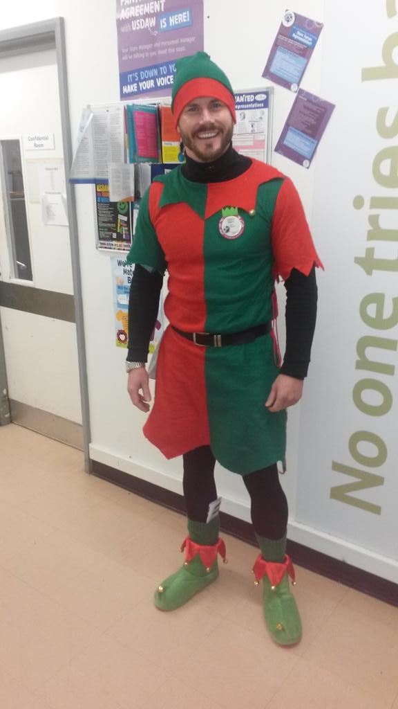 <a href="/SteveLewis_uk/">Steve Lewis</a> <a href="/tescocl/">churchlangley</a> <a href="/NSheail/">Nicola Sheail</a> <a href="/chrisphillips27/">chris phillips</a> the boss looking elfie!!