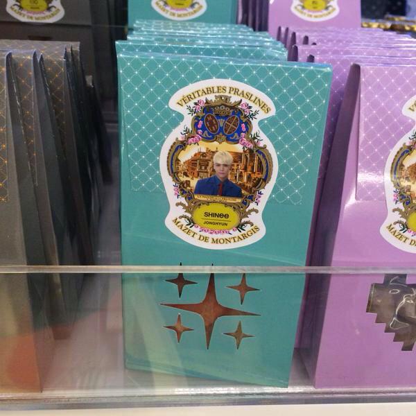 141220~29 /150226 Goods de SHINee @ SMTOWN en Coex Artium B5SuHaSCIAAYDcZ