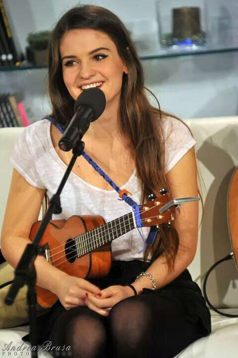 AleStone_'s tweet photo. @violettazironi quanto sei bella idola mia 😍😍 http://t.co/CMsZo6hKl2