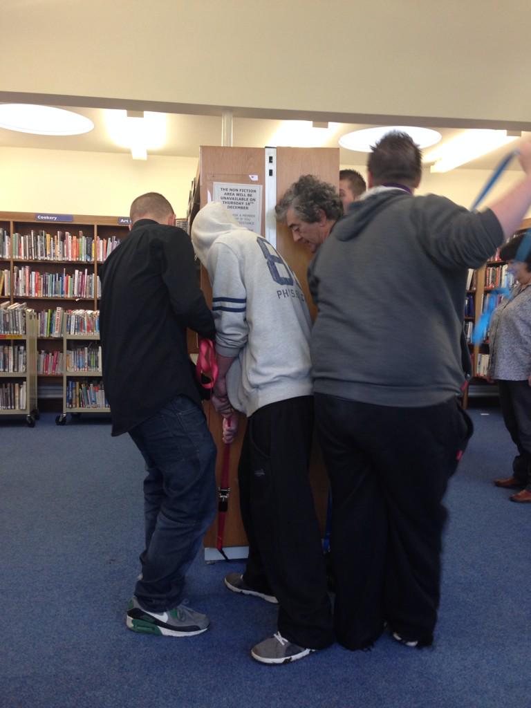MakingTheatreGS's tweet photo. How many men to move a bookshelf? #goringlibrary #lastshow #xmasshow http://t.co/xz0sOyIEVW
