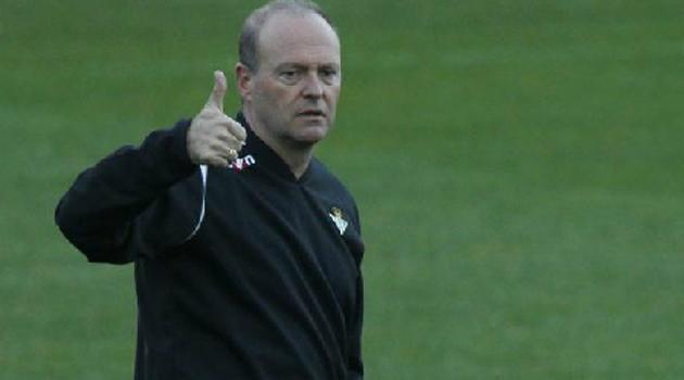 marca's tweet photo. OFICIAL | Mel vuelve al Betis http://t.co/wR0xI7nW95 http://t.co/7xKUVhGIdA