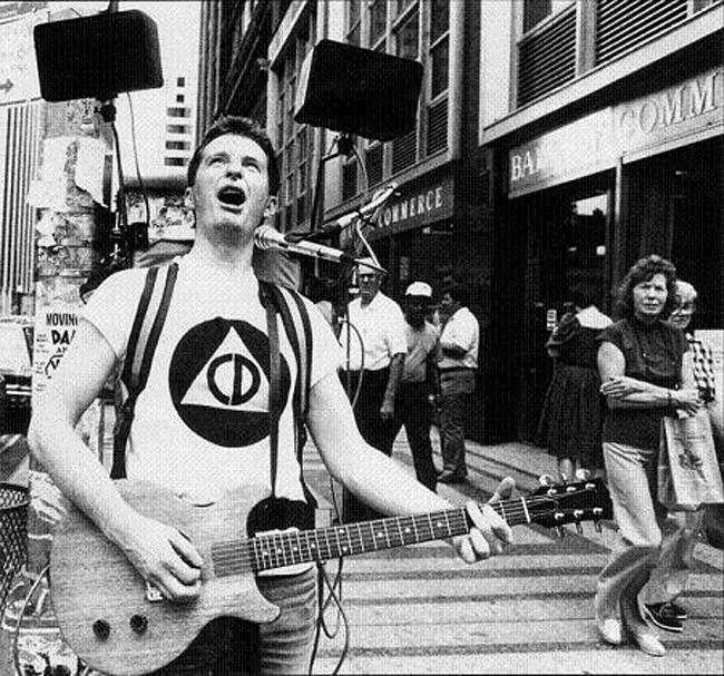 Happy birthday today to Billy Bragg 