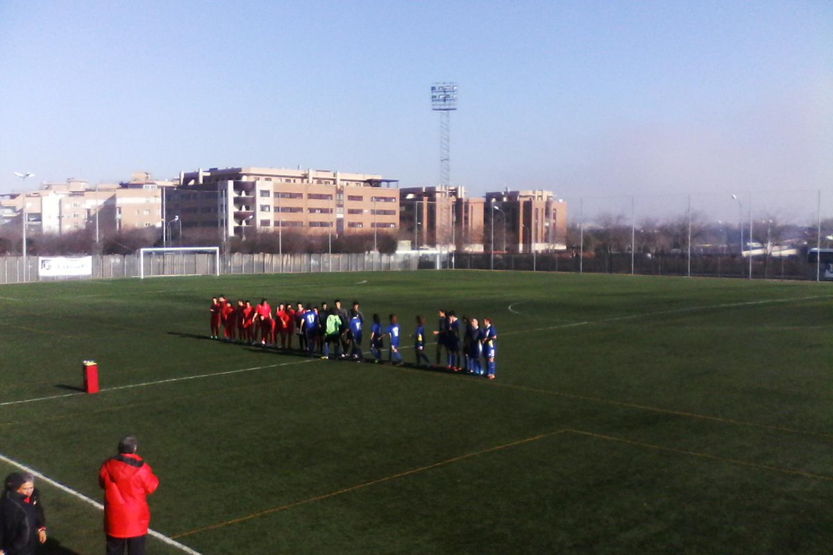 Final de la sub18 4-0 2 de penalti y con 10 toda la 2 parte bravo el esfuerzo realizadi