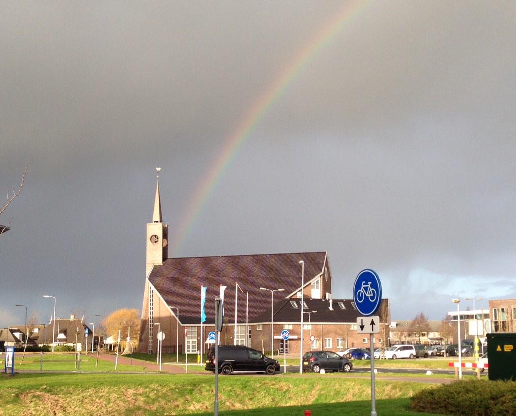 BakkerHessel's tweet photo. De regenboog en de Ark. 😉 http://t.co/XLMSJgGUzB