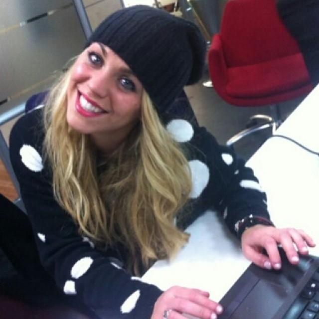realityopp's tweet photo. Nuestra niña
#MiGanadora #Miniña #Yoligh #Yoligh15 #Yolandagh #Yolandagh15 #Gh #Gh15 #Gr... http://t.co/XAZ5iawX3B http://t.co/nFI5MMJNL4