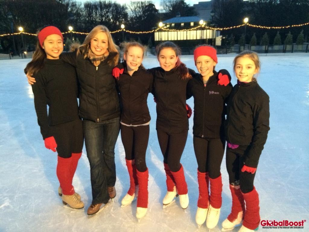 WashingtonElite's tweet photo. Washington Elite Skating School classes are on schedule today at The National Gallery of Art Sculpture Garden! #DC http://t.co/5wXWTIqDwO