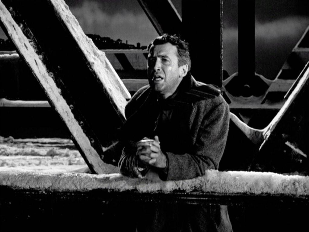 raulcallejone's tweet photo. Hoy hace 68 años fue la  premiere de una de las películas más maravillosas de la Hª del cine: ¡#QuéBelloEsVivir!. http://t.co/BiEdXUgUPX