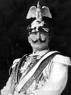 DonKennethWood3's tweet photo. @PureWater95 @PhilliamDane @SantosDB @lcthomask I'm not a stud so I had time to take over a country and grow a stache http://t.co/lGVOh3tkB2
