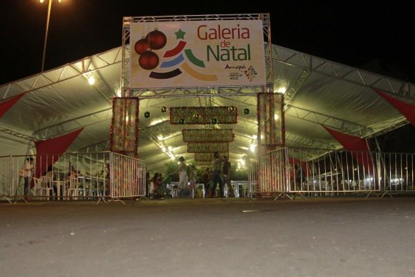A Galeria de Natal ficará aberta ao público até 31 de dezembro das 16h às 23h em frente à Casa do Artesão.
