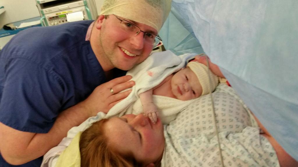 vickyapp's tweet image. Holly here at last! @rtwight