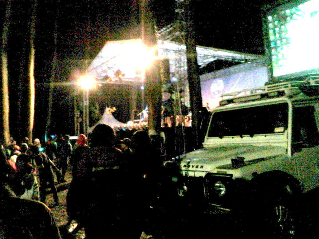 InfoSekdam's tweet photo. Indonesia Land Rover United, Bandung Super camp @LandRover http://t.co/UHXMmfwktc