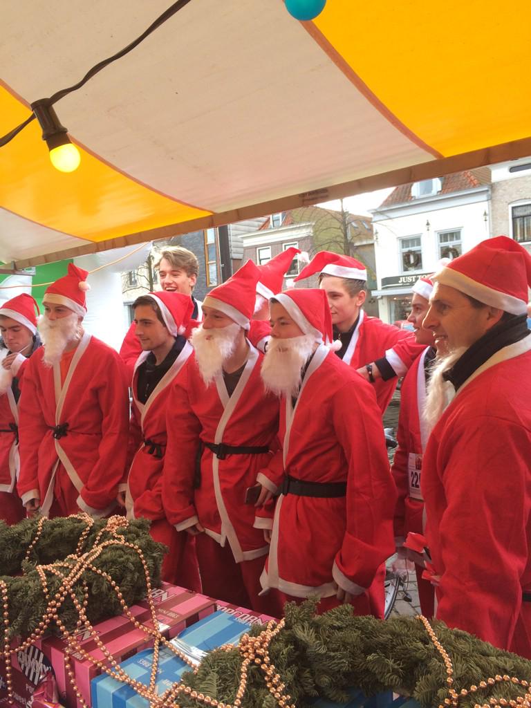 SantarunHW tweet media