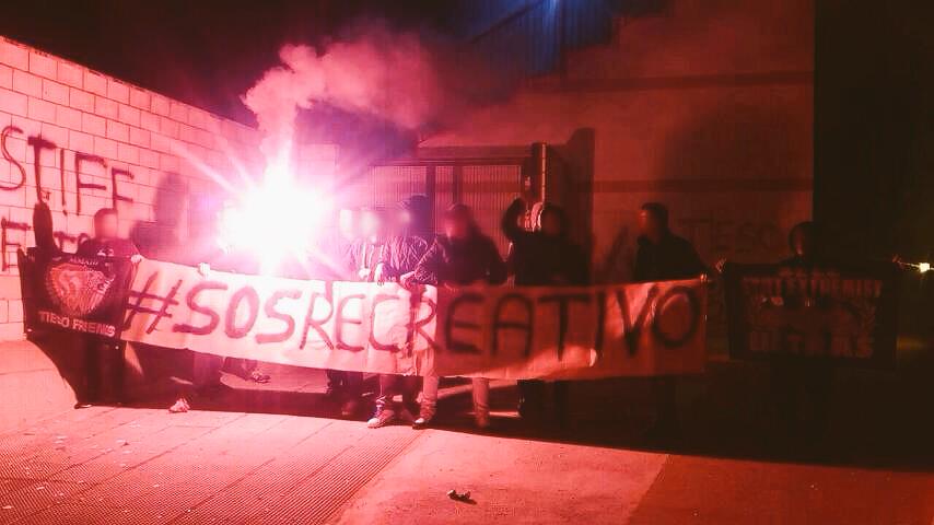 FrenteTiesoLPCF's tweet photo. Mucho ánimo a todo el recreativismo en estos momentos desde La Palma del Cdo. DECANO SERÁS ETERNO #SOSRecre http://t.co/5CPufjw7v2