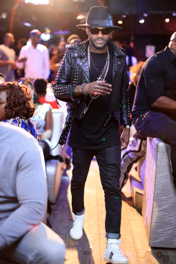 SmockyP's tweet photo. Face2face in Paris alizé cub....my Birthday!!! http://t.co/2rJMyK0BXs