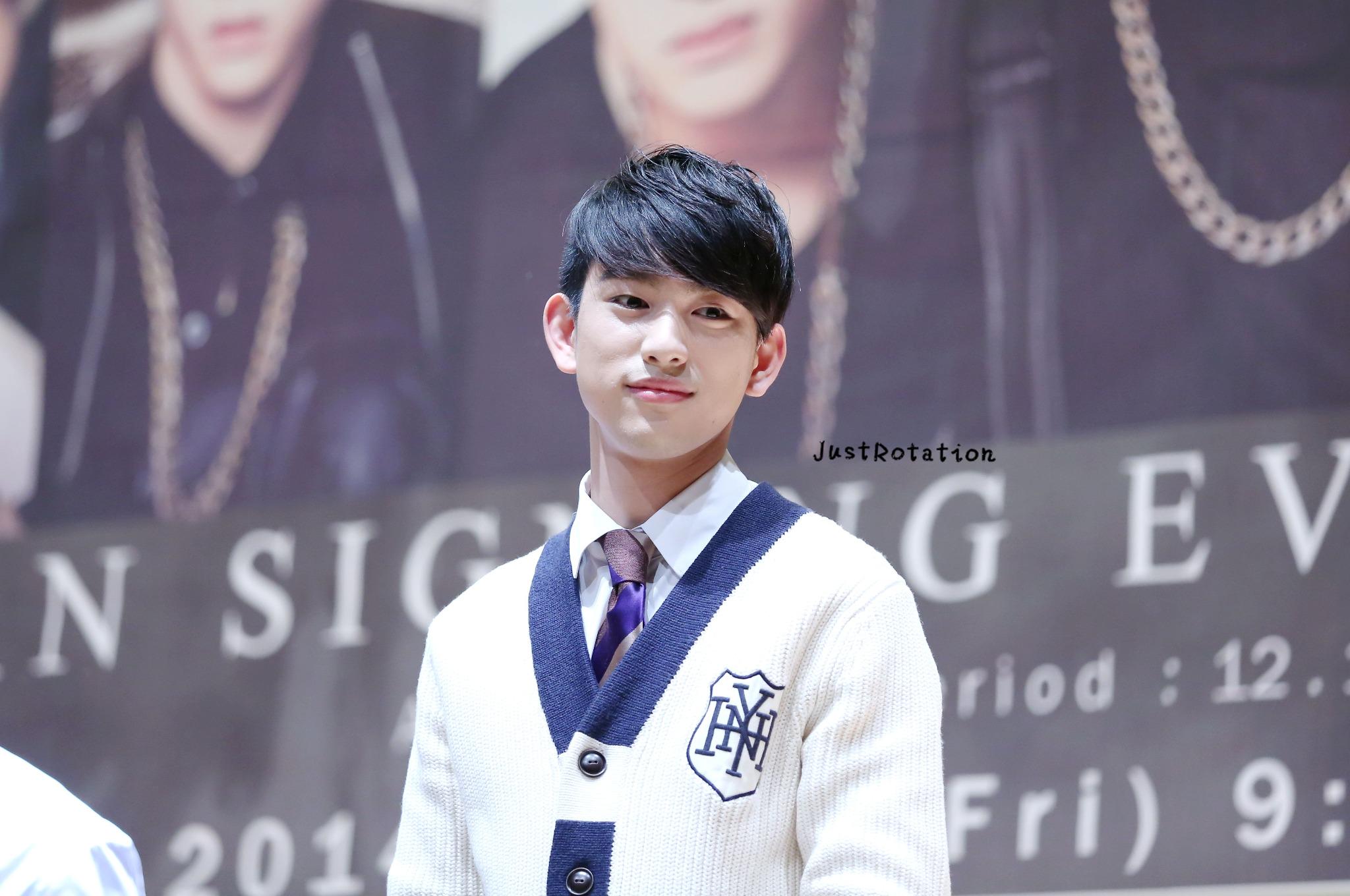 B5UKV9iCcAAUNnv.jpg:large