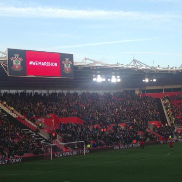 SarahStuttaford's tweet photo. Behind enemy lines... I feel dirty! 😂 http://t.co/KLaUecDY2p