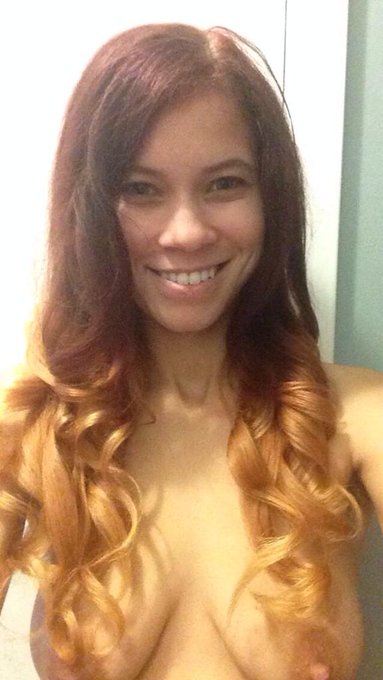 Debating on going back all red? Whatcha think? #tits http://t.co/iwUQCYeq2r<a href="/tag/tits"class="tags"><span>#tits</span></a>