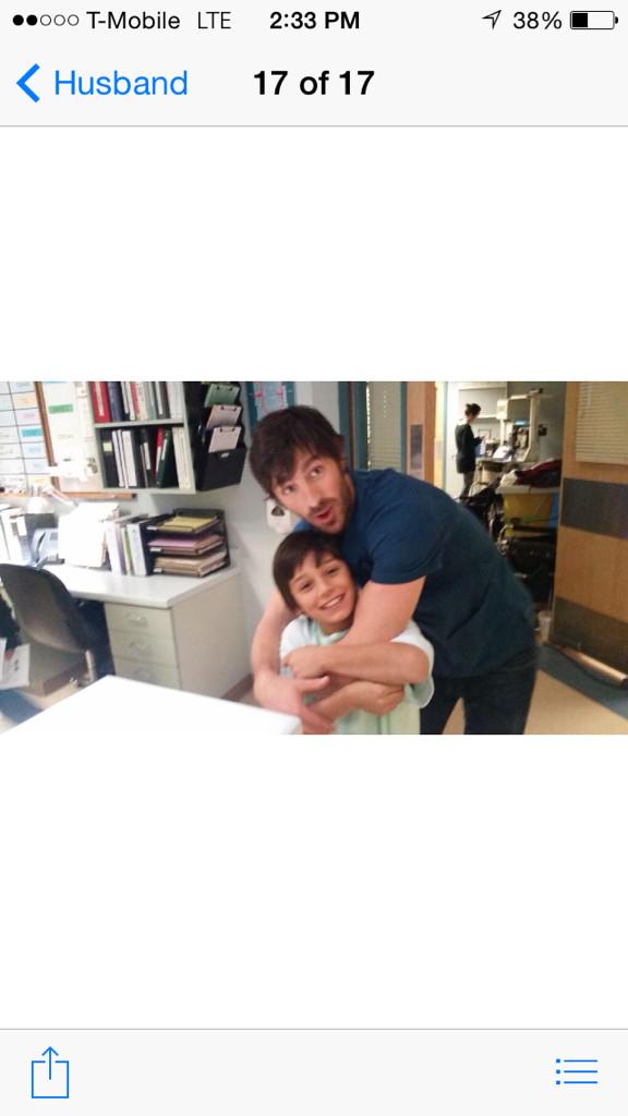ValenciaClinton's tweet photo. @eoincmacken "The Night Shift" #coolactor #funtimes http://t.co/iWfJfDgbDd