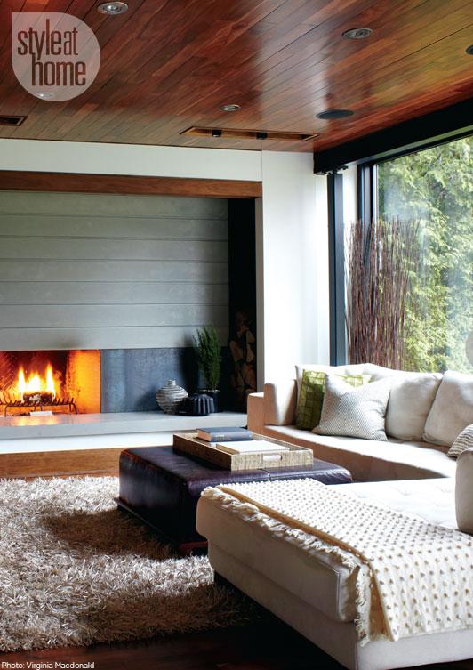 StyleAtHome's tweet image. How cozy is your home for winter? bit.ly/1cpKqV6 #WinterDecor #CozyDecor